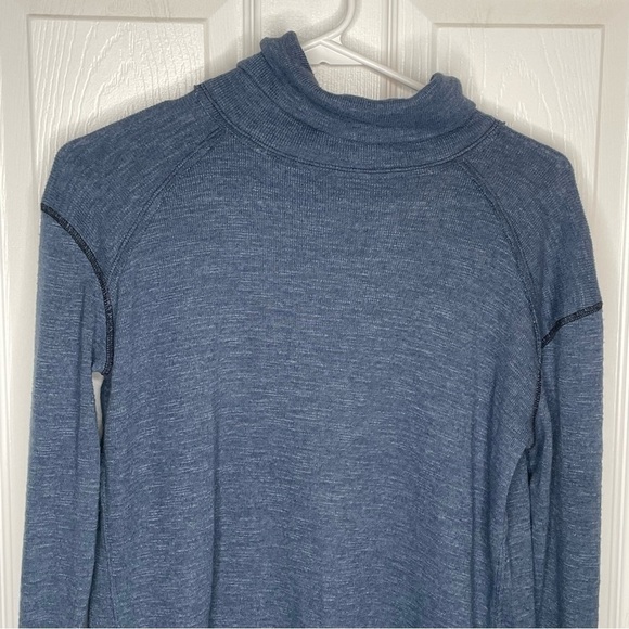 Free People We the Free Turtleneck Top Split Back in Blue Oversized S - Picture 4 of 12